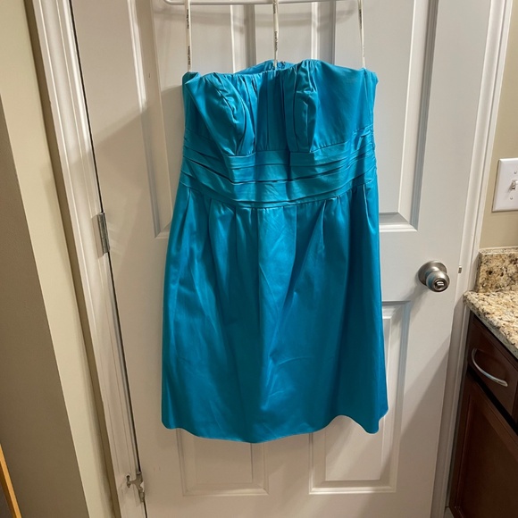 David's Bridal Blue Bridesmaid Dress, Size 18, with Matching Jacket, size 2X - Picture 2 of 7